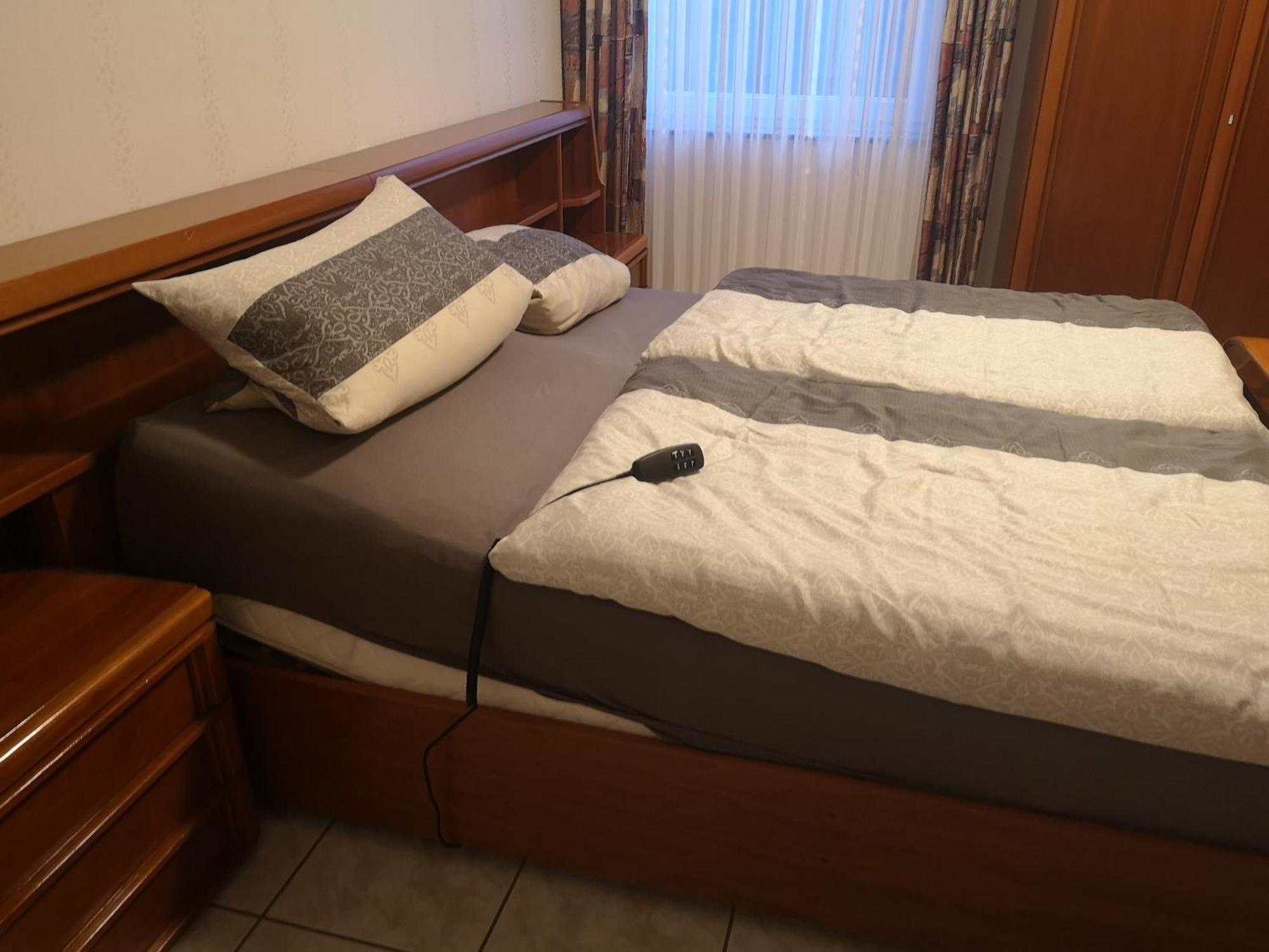 Ferienwohnung Am Park - Vulkanferien Plaidt Esterno foto